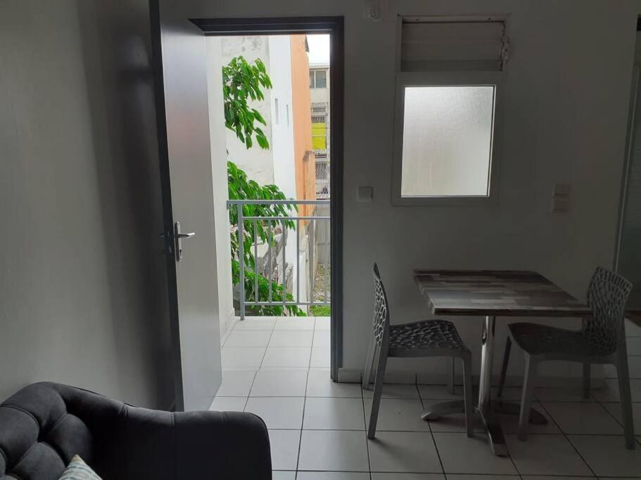 Sejour D'Affaires Ou De Loisirs A Pointe A Pitre Apartment Exterior photo
